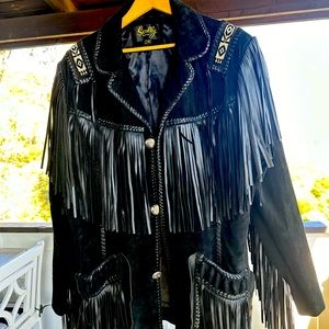 This is a Scully leather jacket.  Only worn just a few times.
